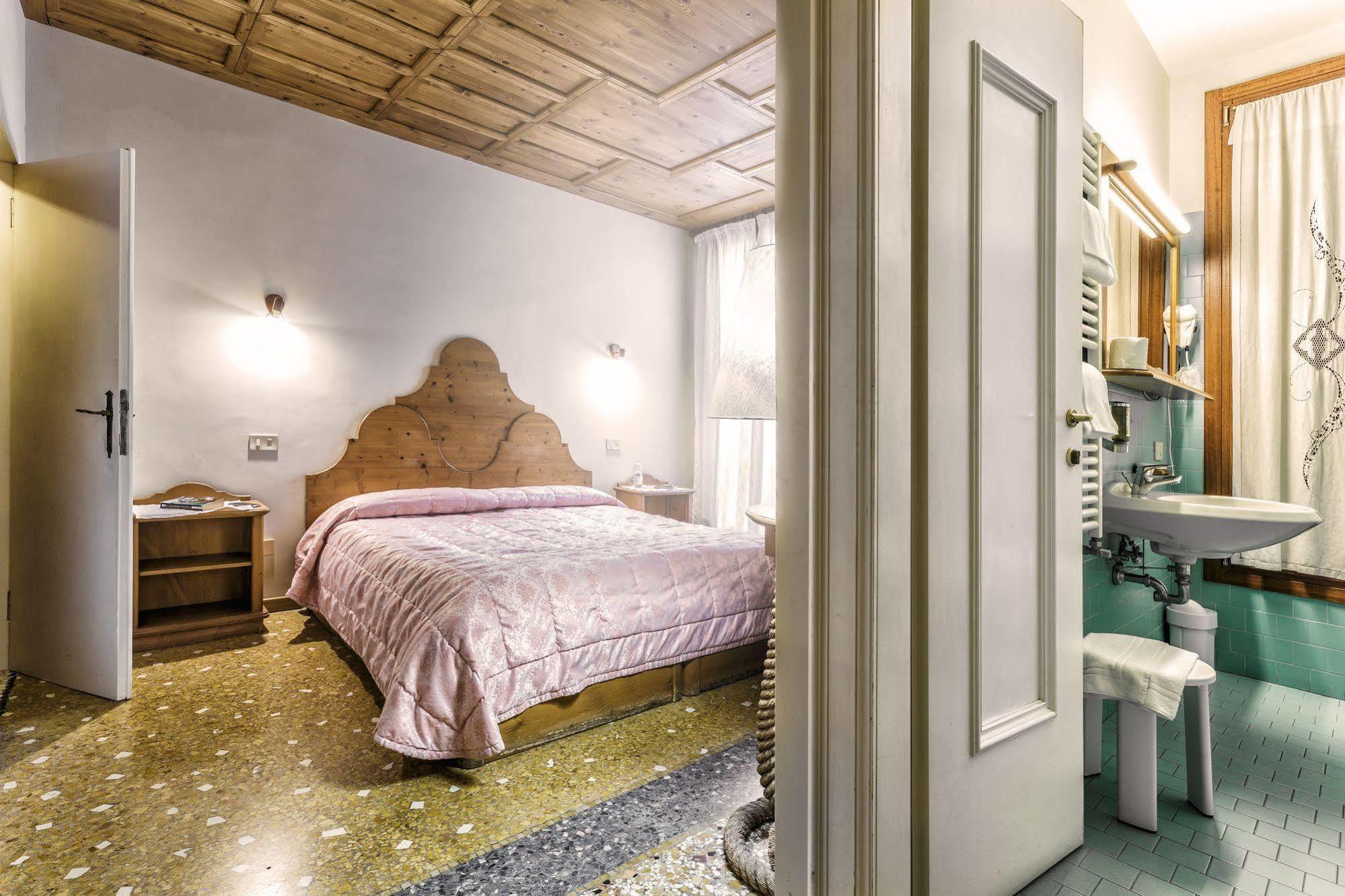 Locanda Bareteri Βενετία Εξωτερικό φωτογραφία